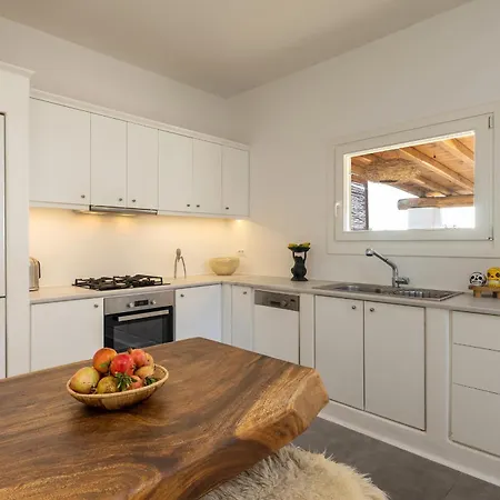 Mykonian Ode With Stunning Sunrise & Sunset Views 别墅