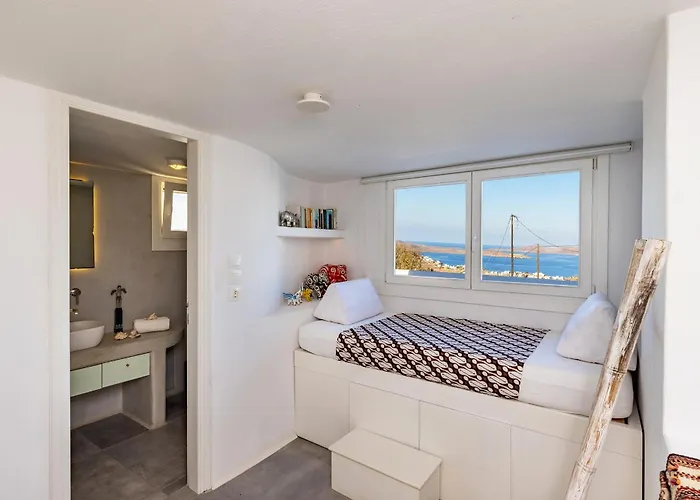 Mykonian Ode With Stunning Sunrise & Sunset Views Psarrou