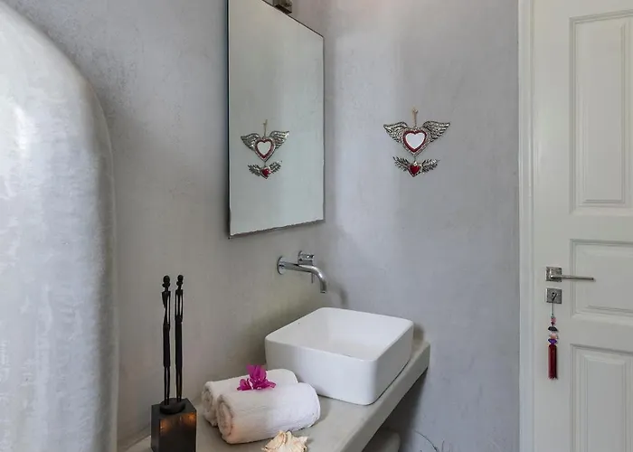 Mykonian Ode With Stunning Sunrise & Sunset Views * 프사로우