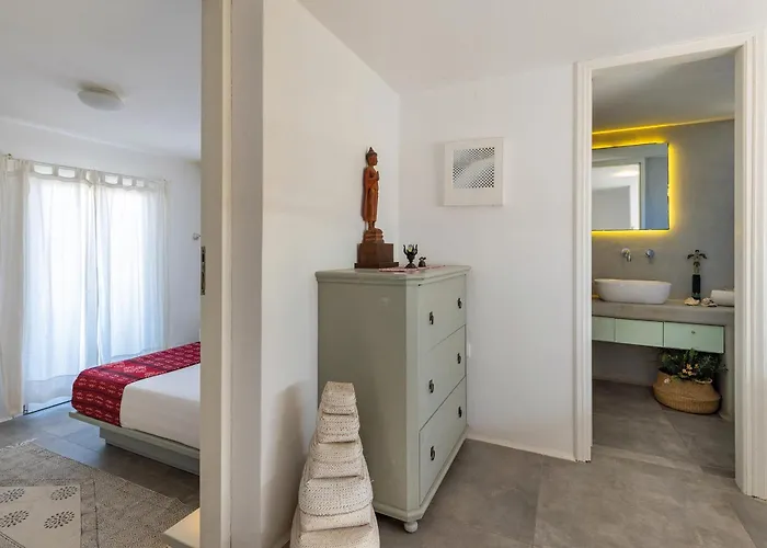 Mykonian Ode With Stunning Sunrise & Sunset Views Villa