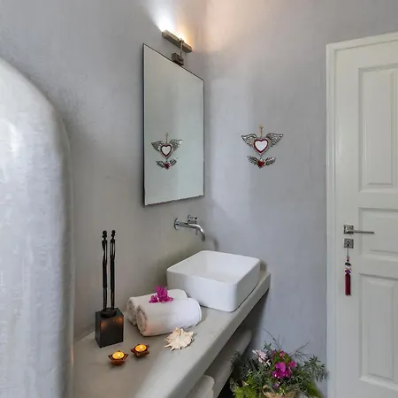 Mykonian Ode With Stunning Sunrise & Sunset Views * بسارو